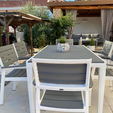 Apartments Roberta Novigrad Istria Extérieur photo
